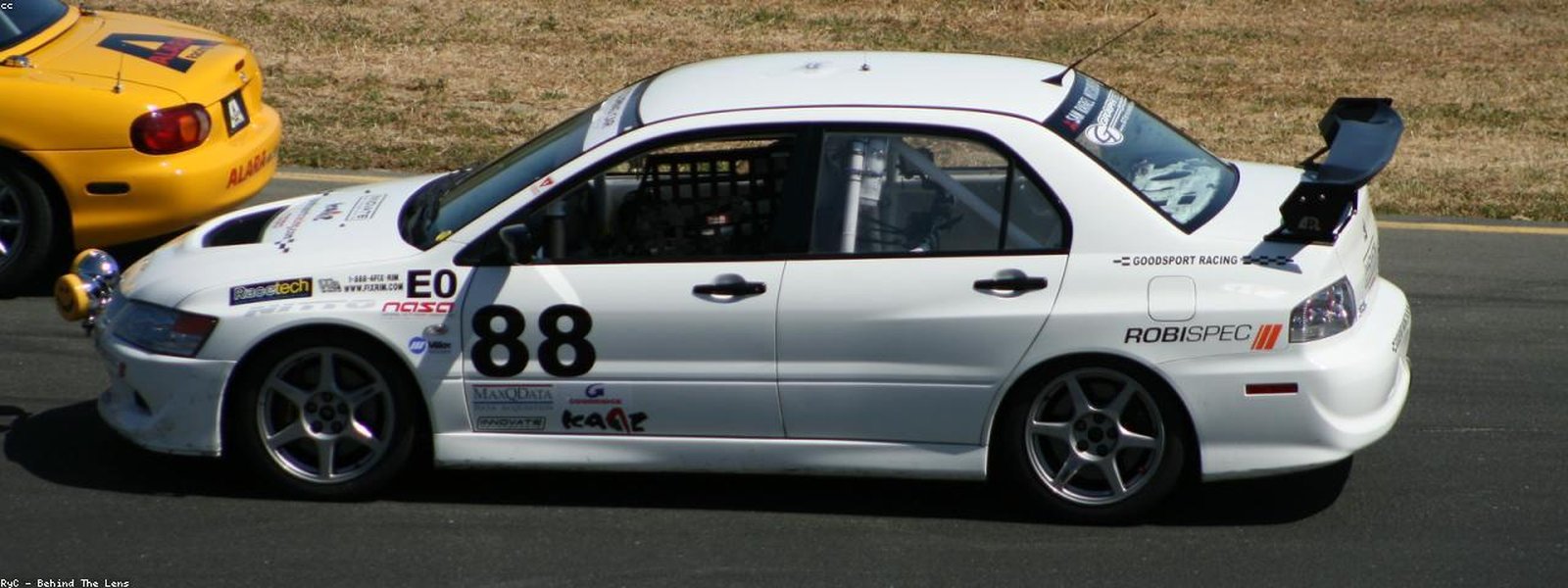 Neumáticos slick vs all-season en pista: comparativa